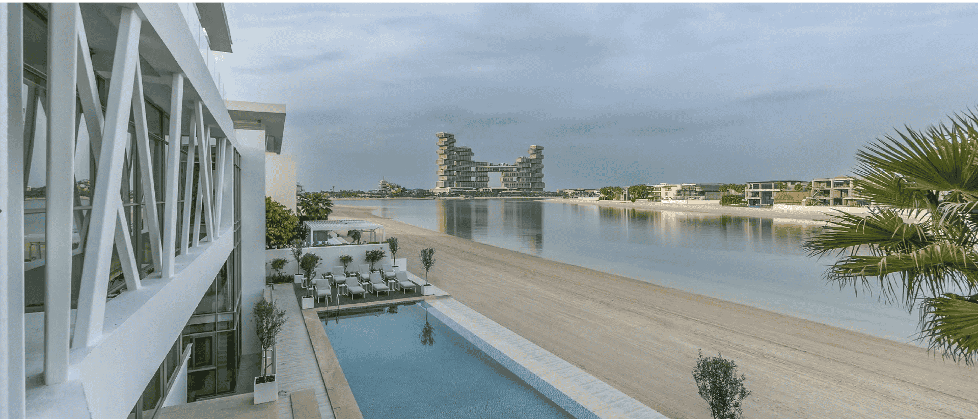 Extraordinary Luxury Mansion Villa on Palm